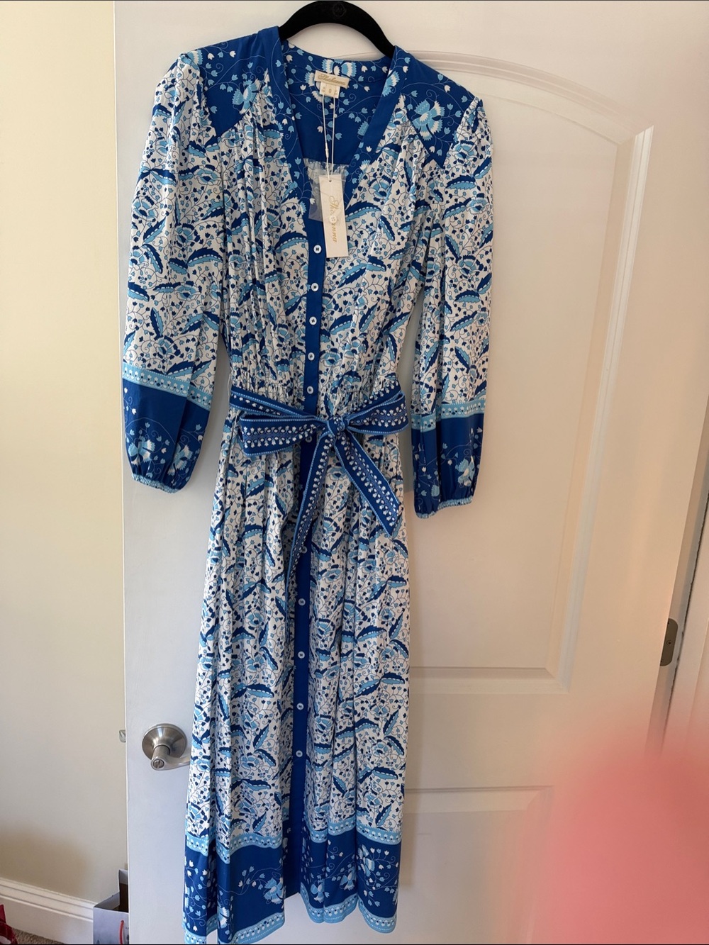 New 🆕 Shoshanna Blue and White Paisley Button-Front Maxi Dress with Tie Waist